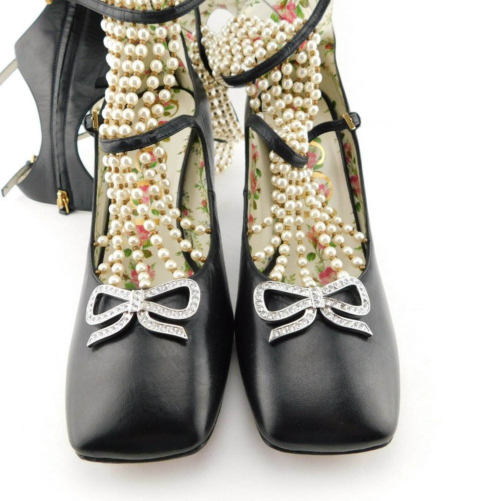 Unworn GUCCI Raining Pearl and Crystal Caged Black Leather Bootie Heels 37.5 - Picture 4 of 13